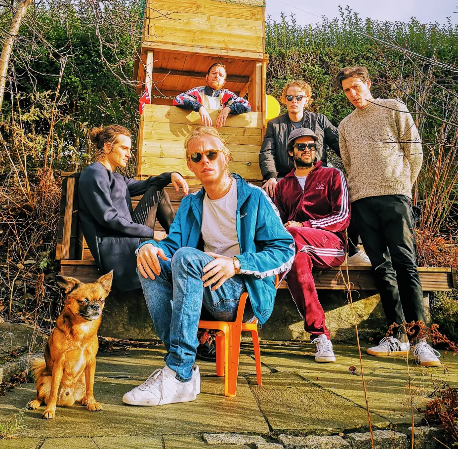 Kakkmaddafakka giver dansk koncert