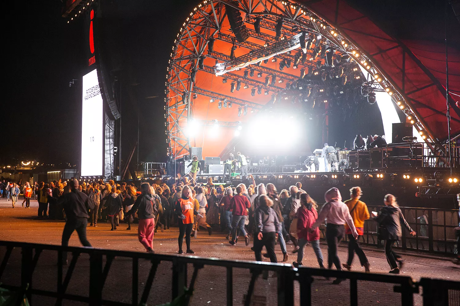 Festivalaflysninger tvinger leverandører i knæ – er der hjælp på vej? 