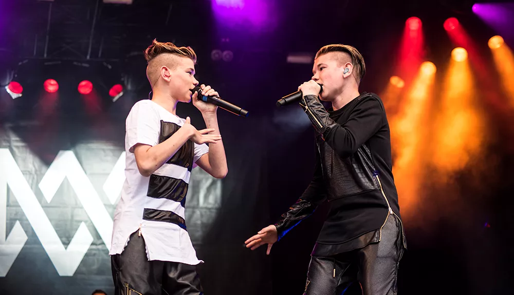 Den norske popduo Marcus & Martinus optræder i Royal Arena