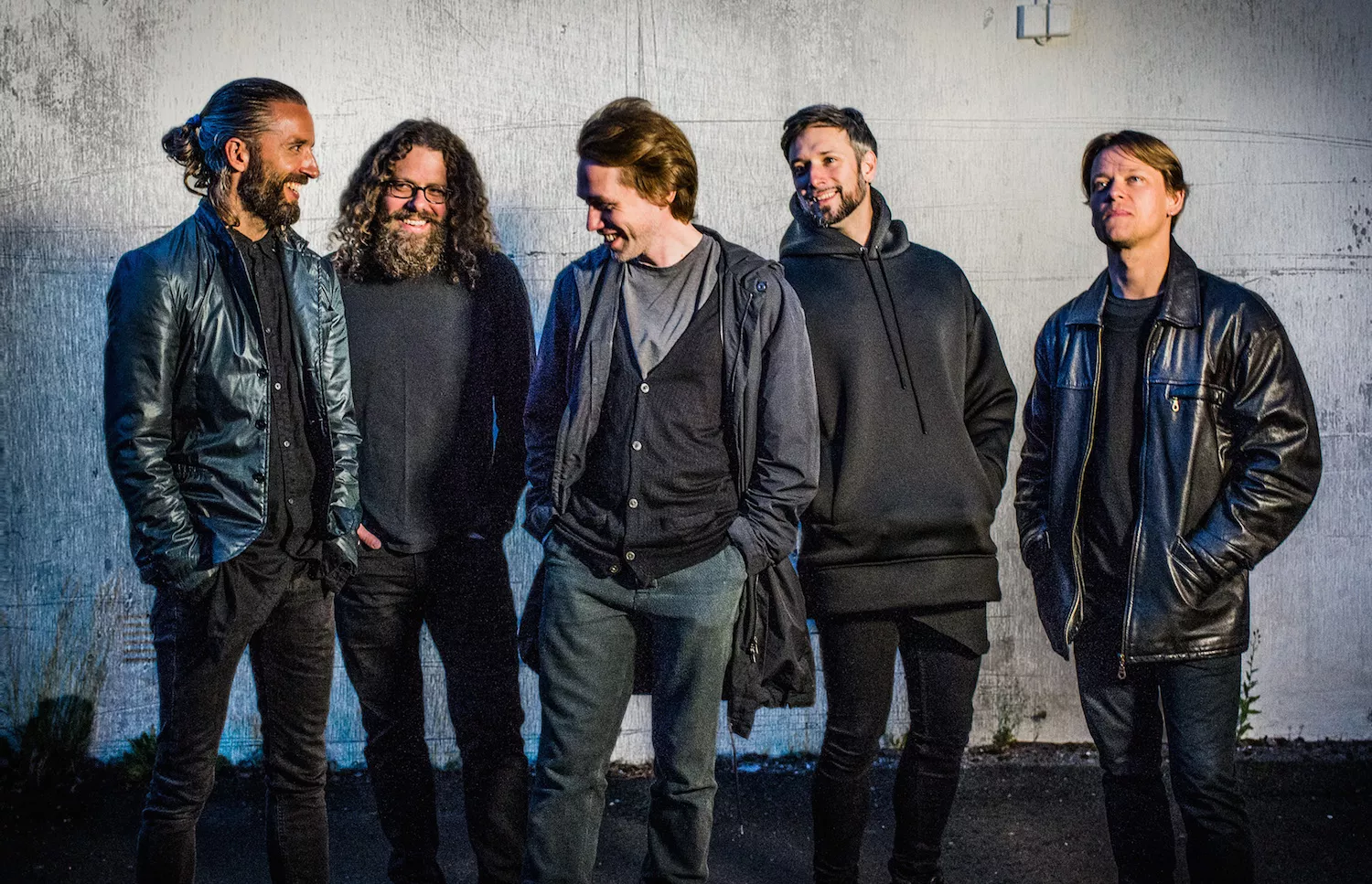 Video: Mew svarte leserne