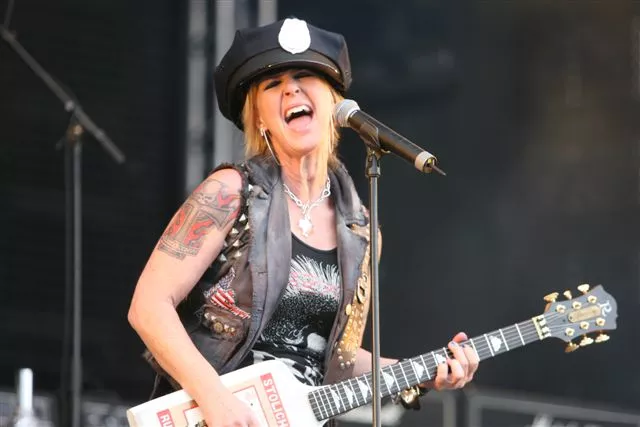 Lita Ford till Sverige