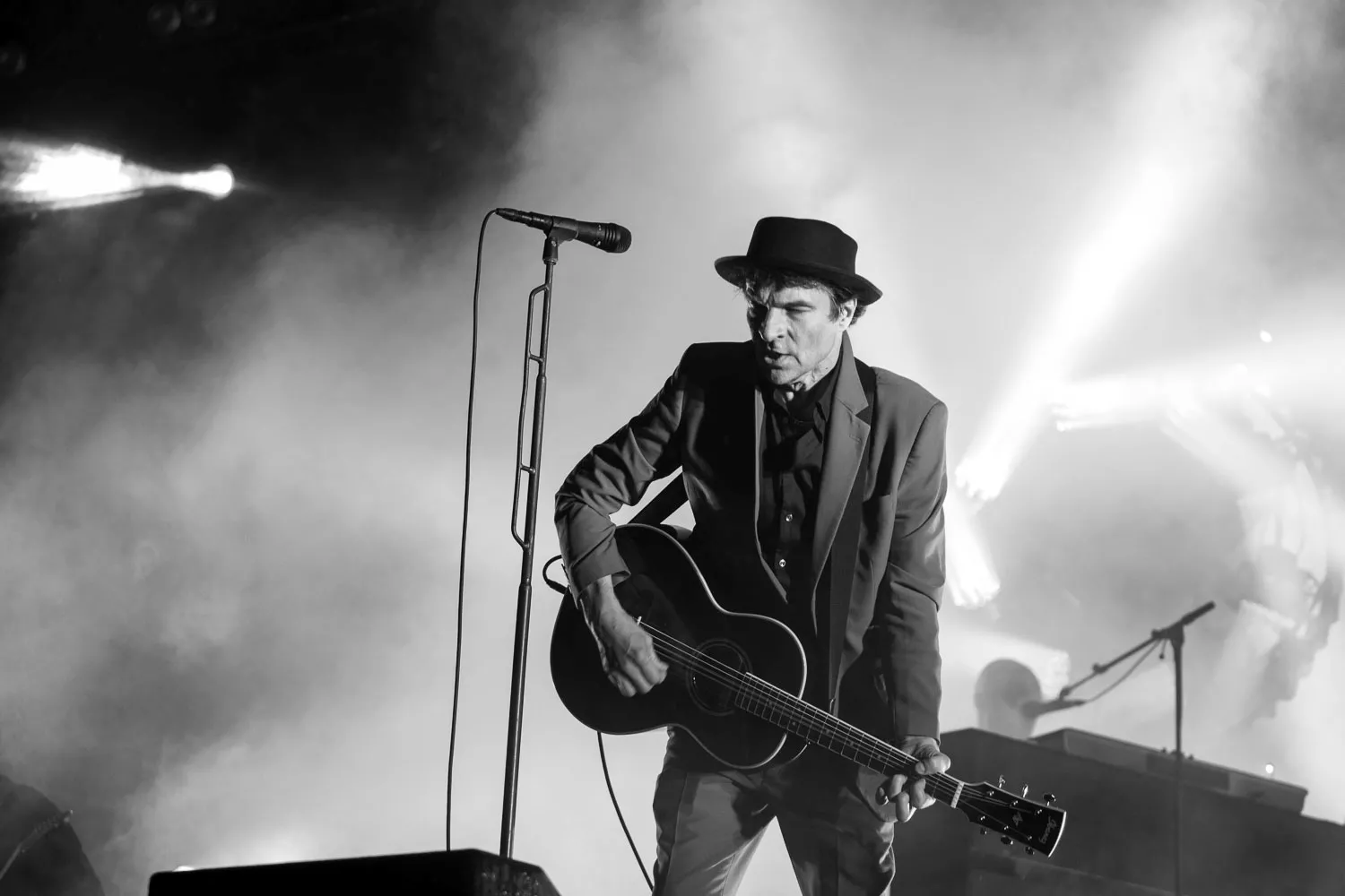 Svenske Thåström offentliggør koncert i Danmark