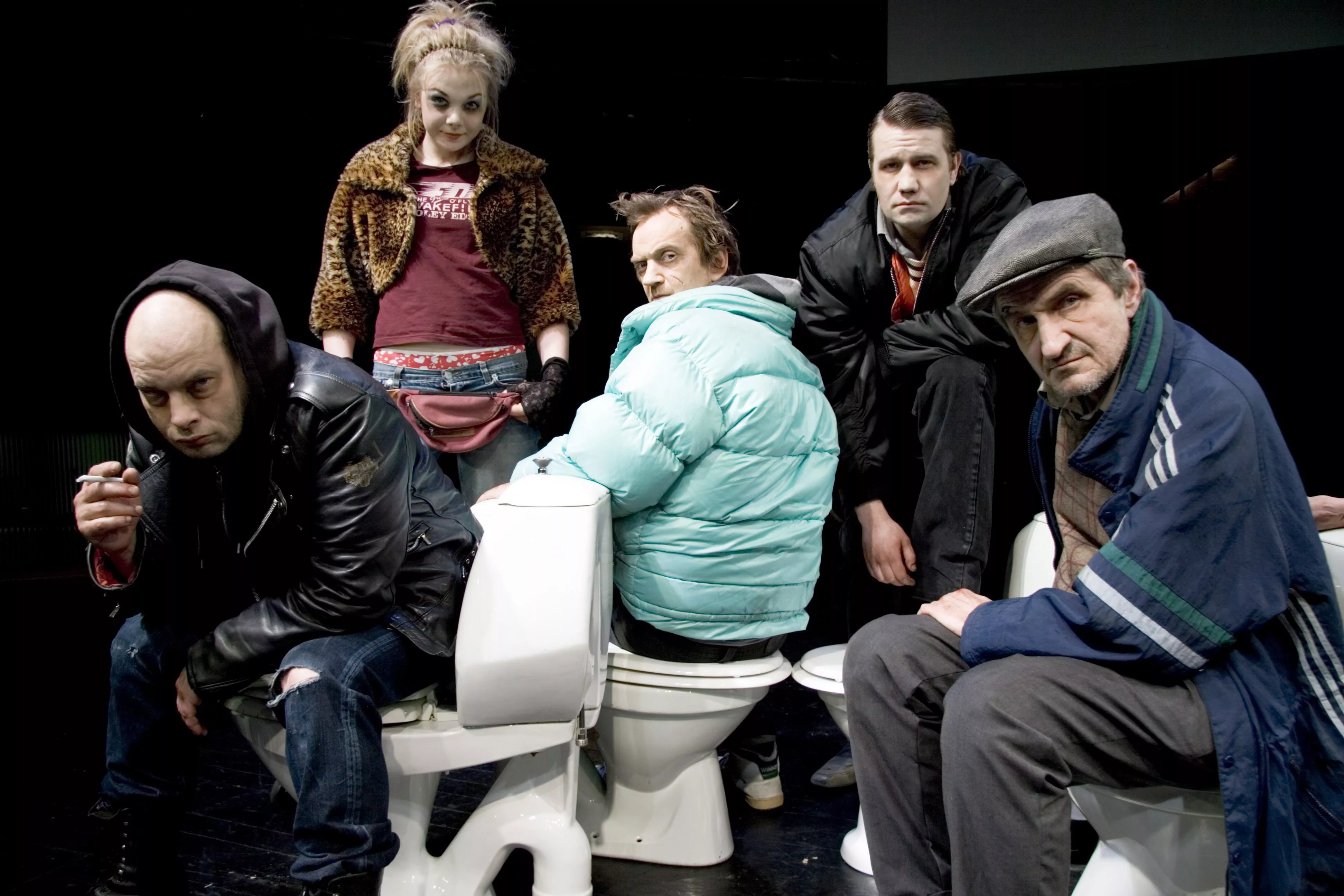 Reiser «Verdiløse menn» på scenen i mai