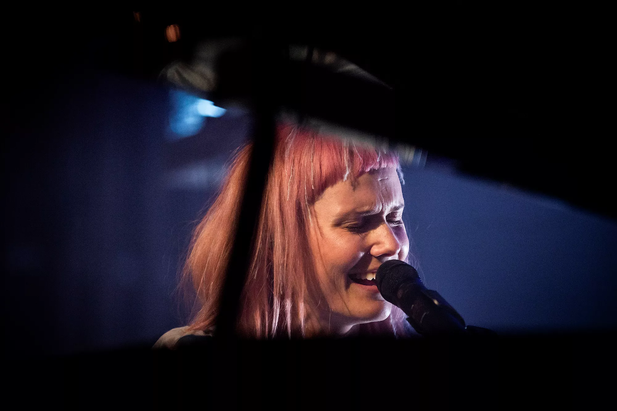 Oh Land giver intimkoncerter i anledning af nyt album