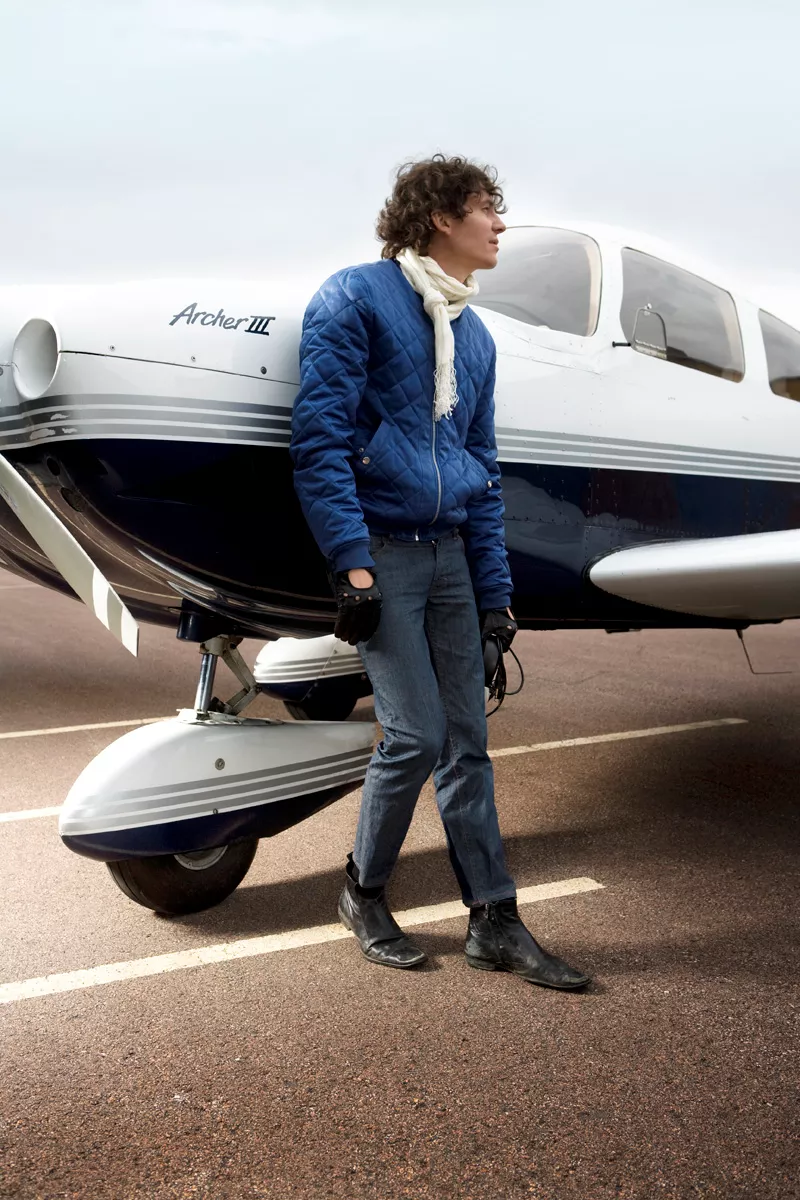 Håkan Hellström ger ut nytt material