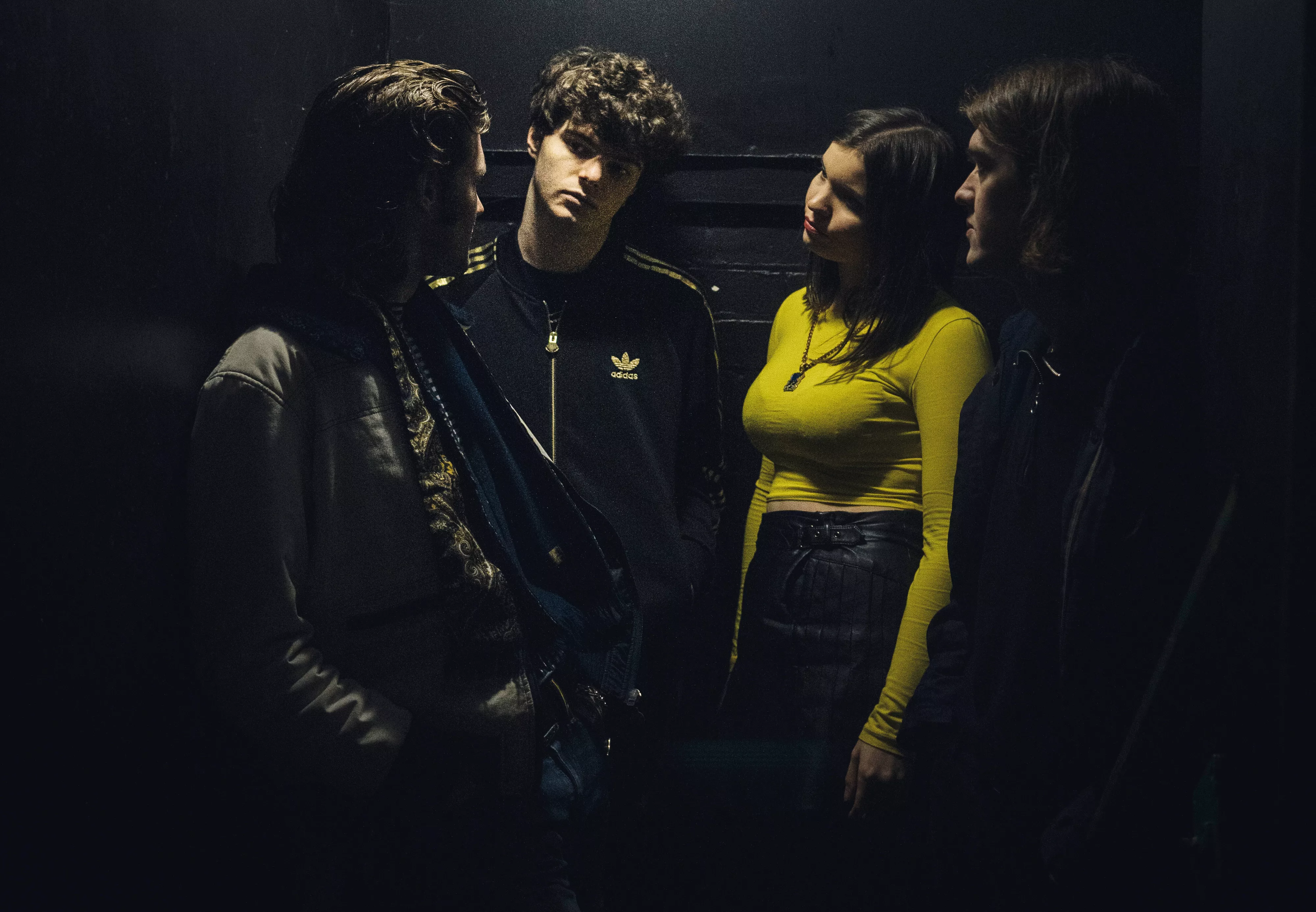 ANMELDELSE: Anstrengt edgy engelske elektrorock-debutanter