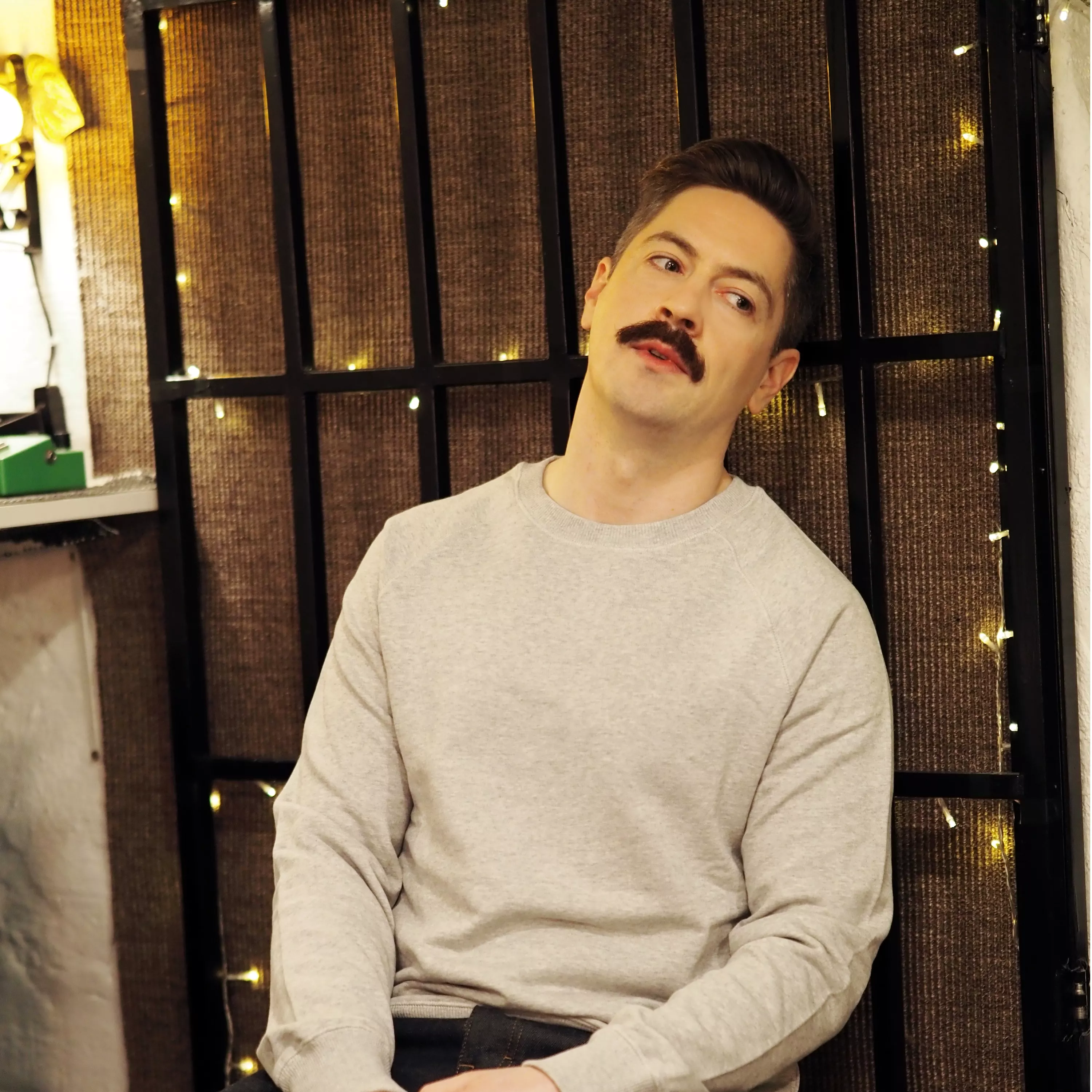 "Jag märkte att alla som hörde demon började grina vilket är … bra?"  