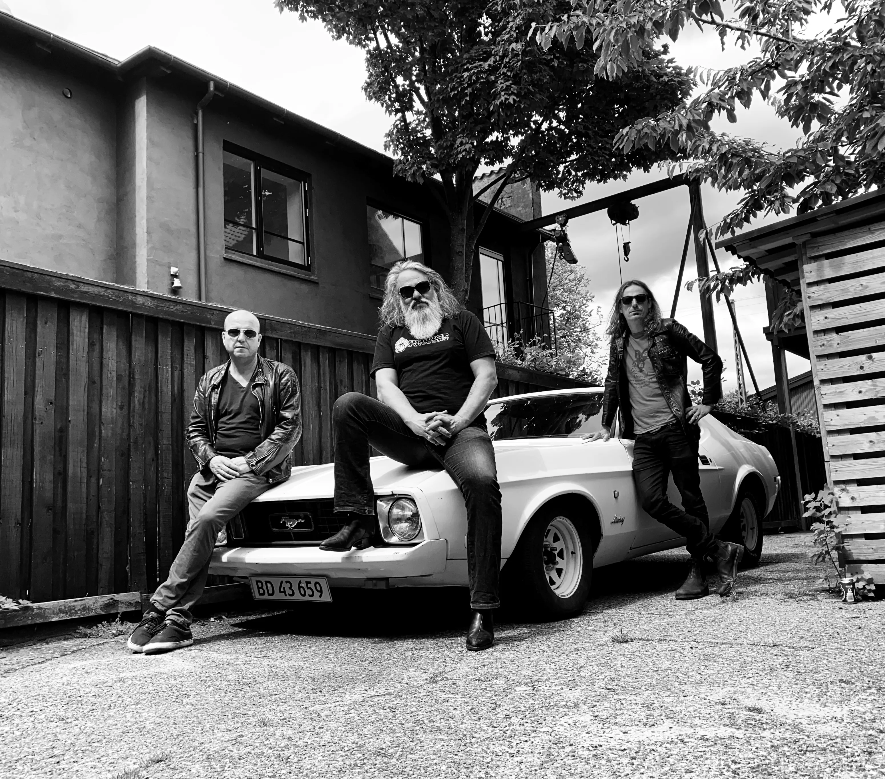 Uffe Lorenzen tager på forårsturné – med band