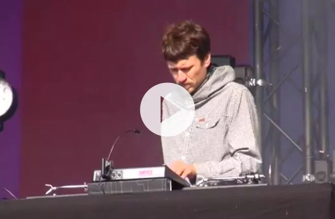 Den Sorte Skole: Det kan du forvente i aften i Tivoli