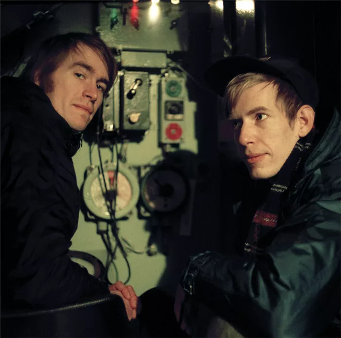 Snake & Jet er klar til Spot