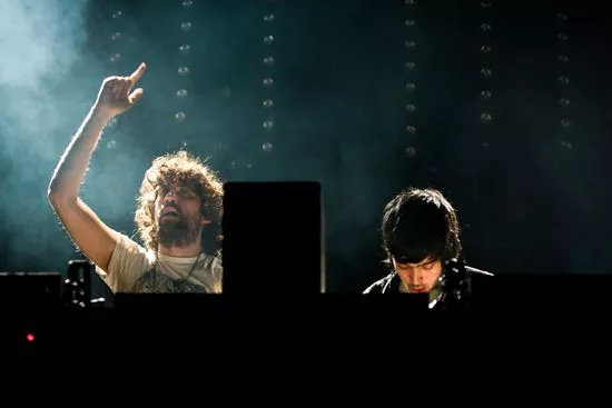 Justice klar med ny single