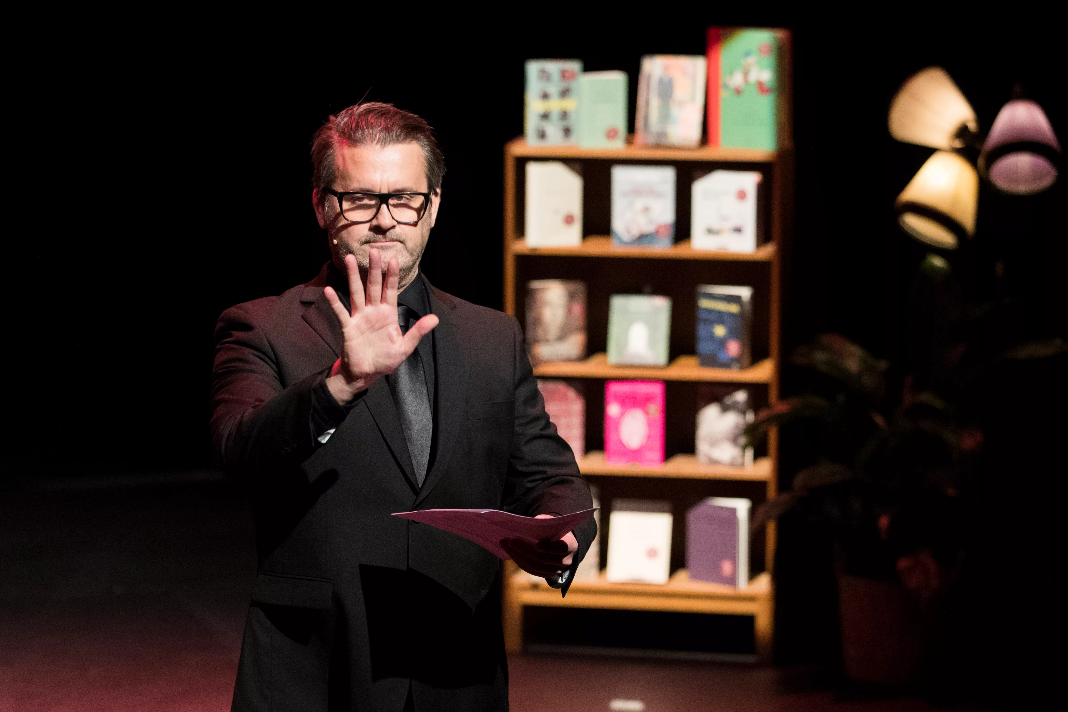 Skal lede Pushwagners bisettelse