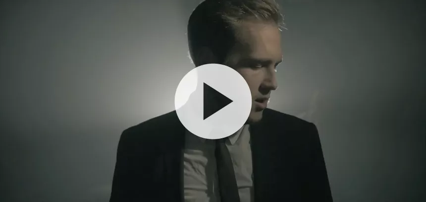 Premiere: Femstjernede The Chairman er klar med video til "A Little Company"