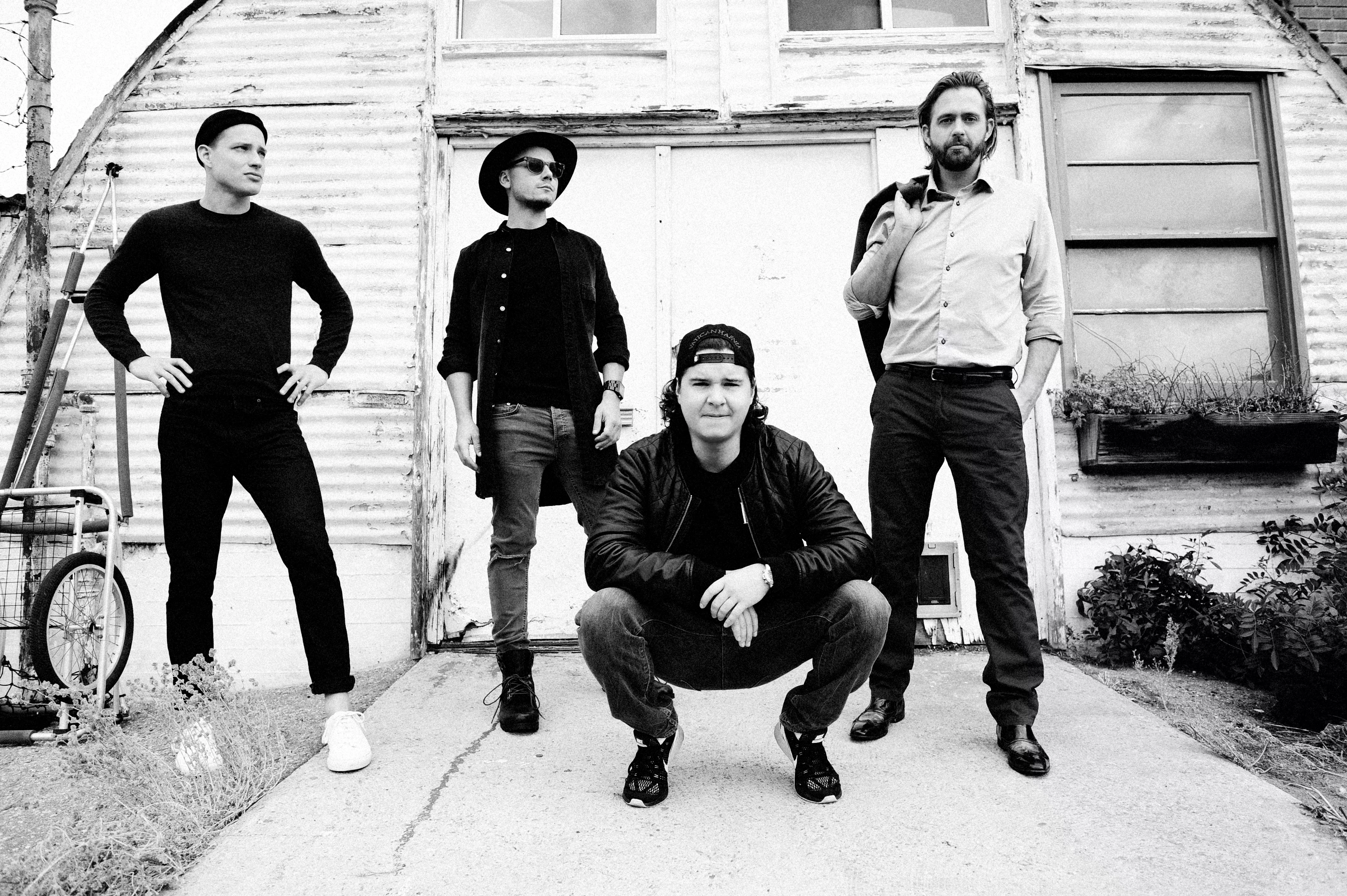 Lukas Graham svarer på fanspørgsmål i aften