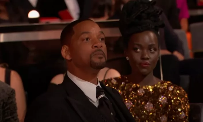 Will Smith ber Chris Rock om ursäkt – ”giftigt och destruktivt”