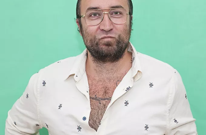 Frank Ziyanak hjælper børnene