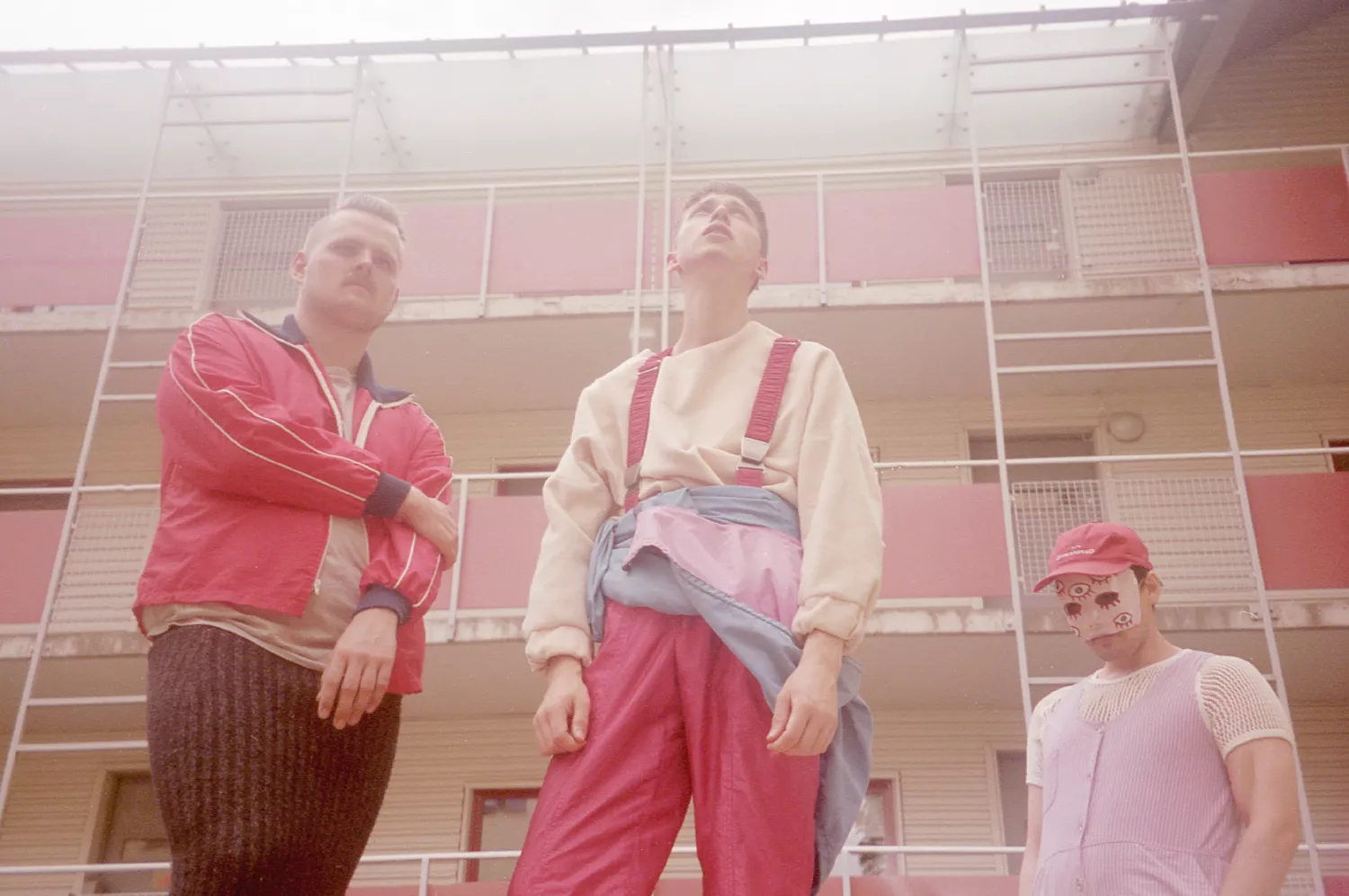 Plastikkhvalen & denne indiepopsjøen