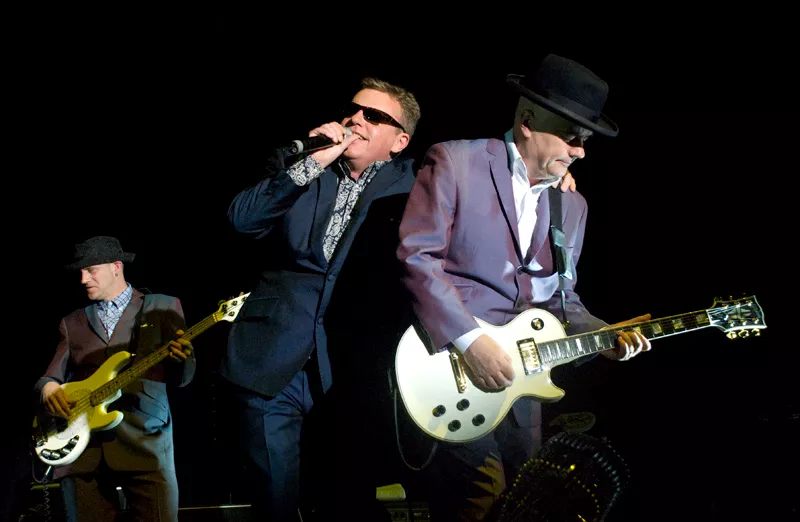 Madness udgiver gratis single