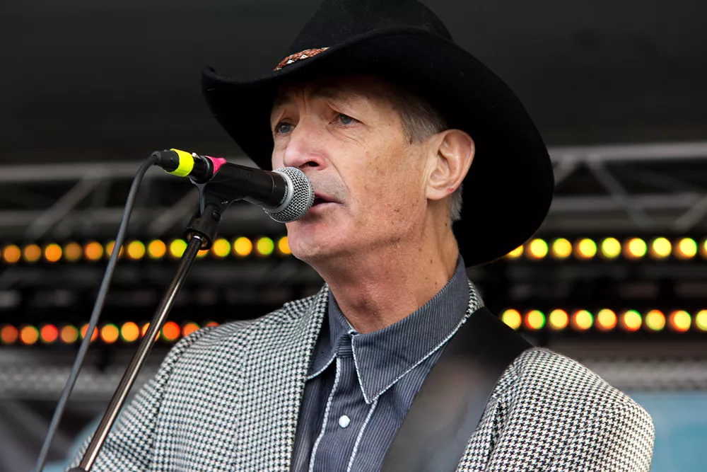 Doug Seegers på lång julturné i Sverige