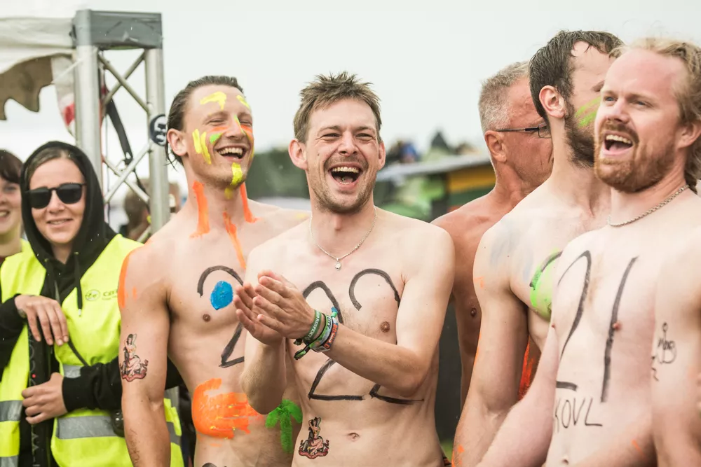 Video: Nøgenløb på Roskilde: På mange måder en fugtig affære