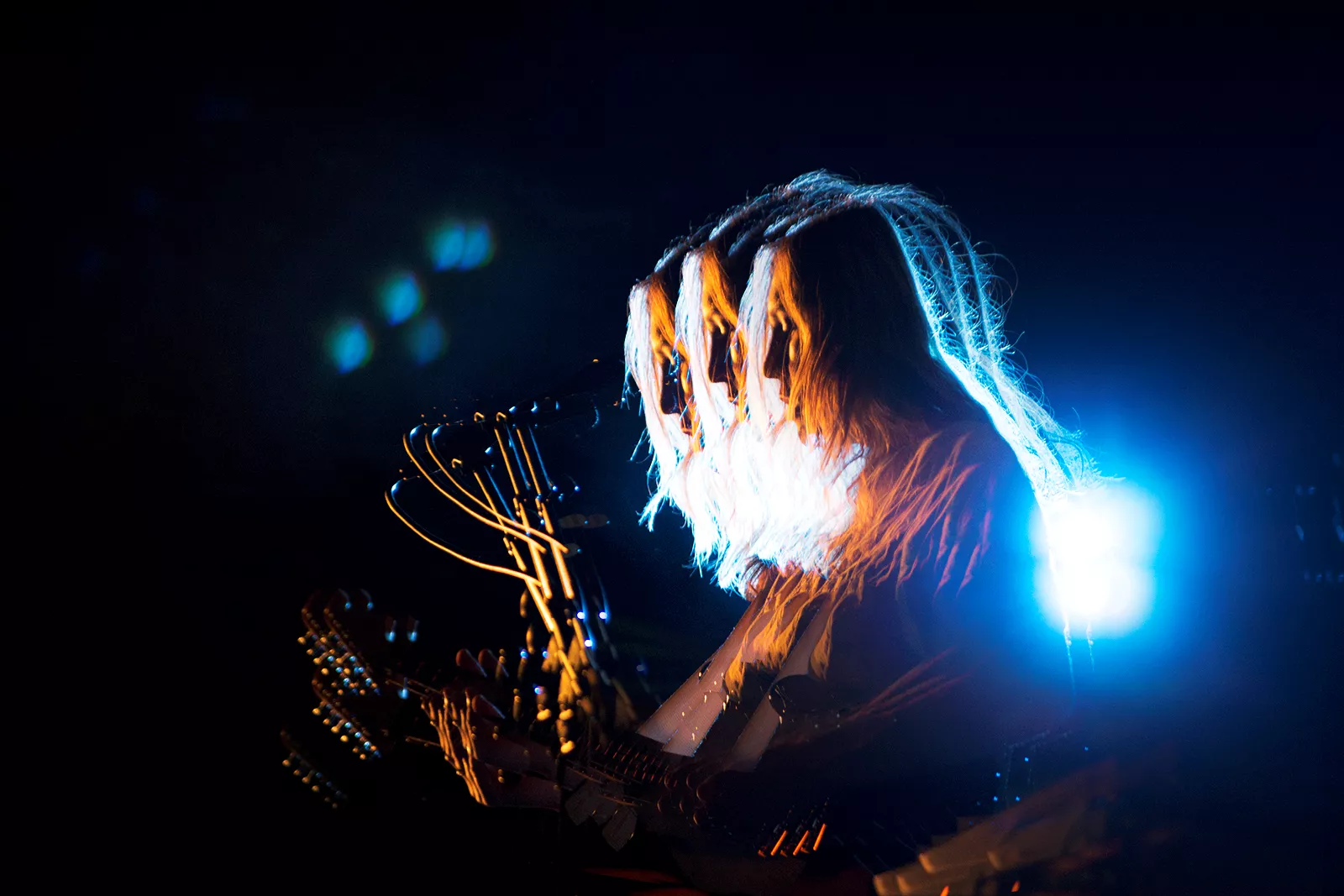 Det runget i veggene på John Dee