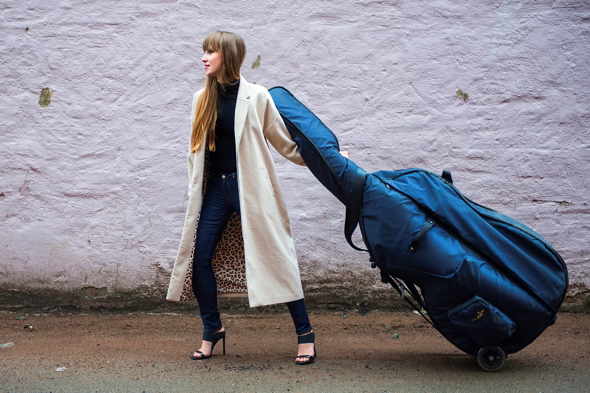 Ellen Andrea Wang vil løfte fram kontrabassen i popmusikken