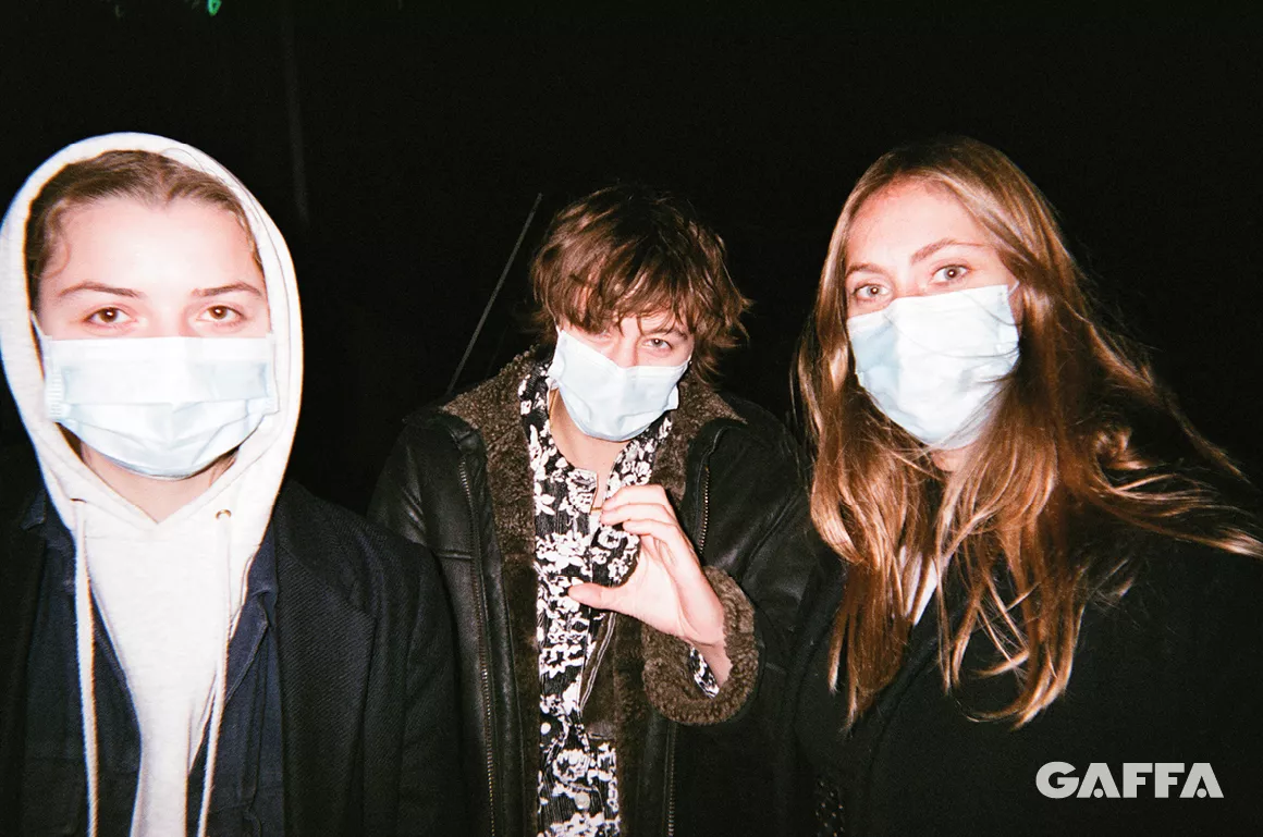 Steppeulven klar med de optrædende