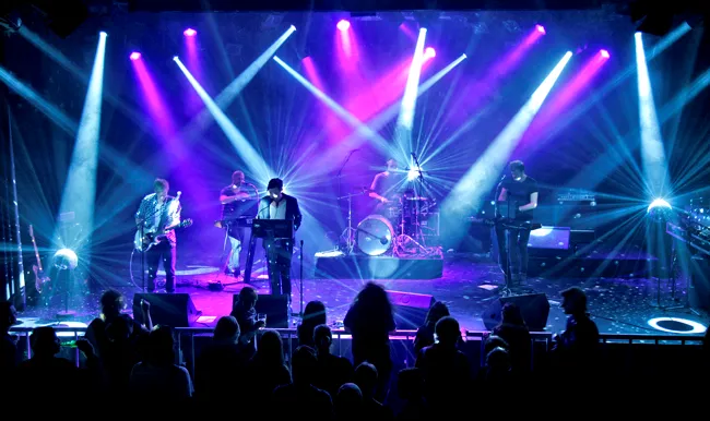 Dunkel Disco-fest på Rust