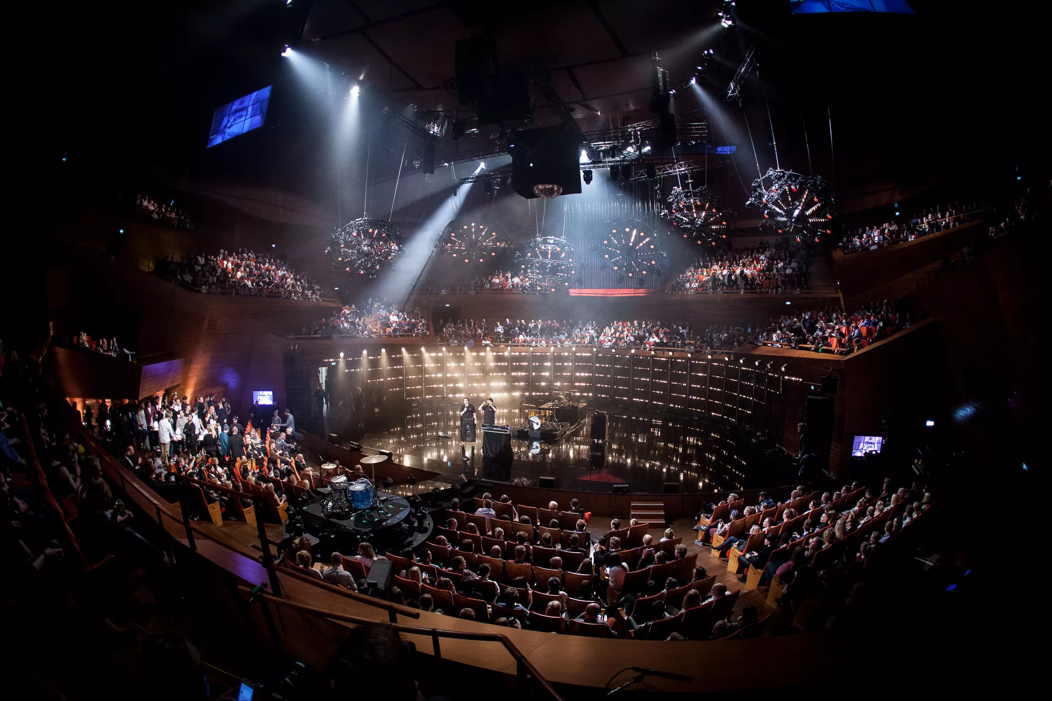 ''Det kommer bli en sån Dilba vs Leila K-fejd''