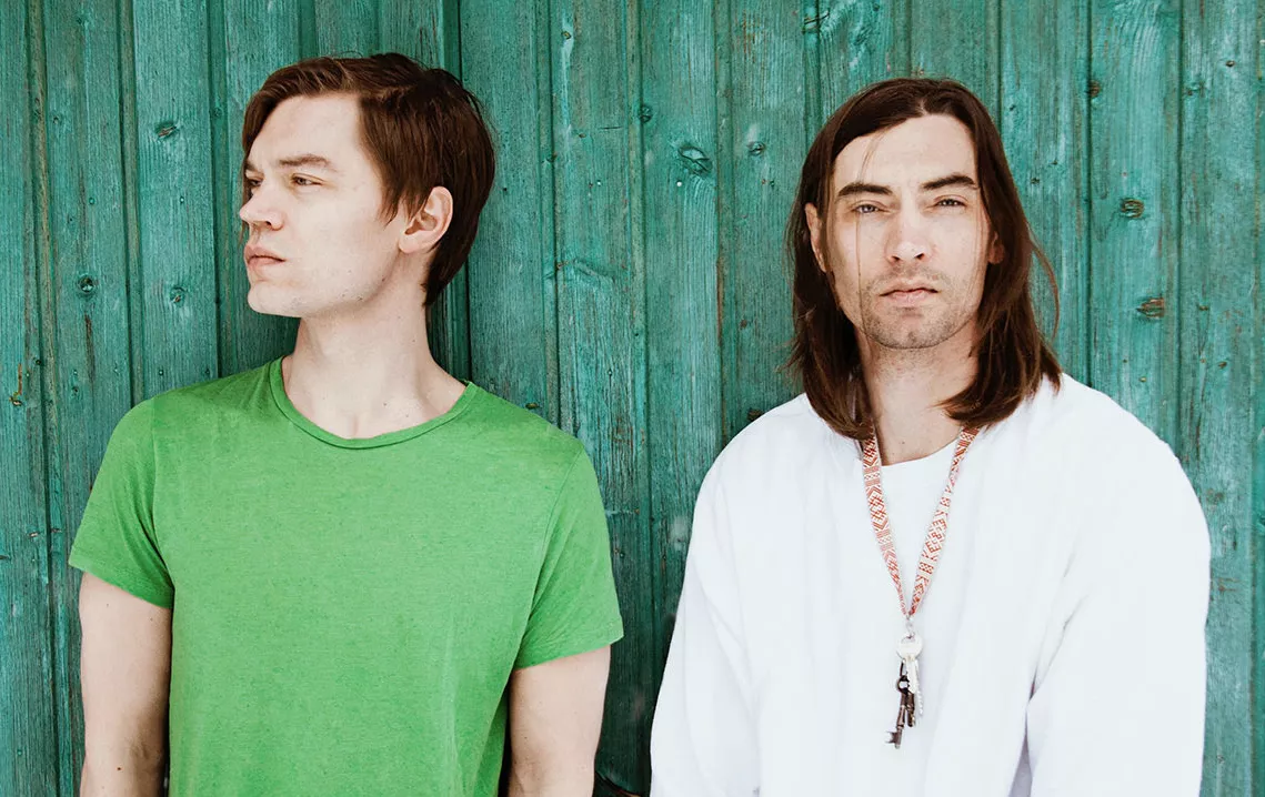 Gustaf och Viktor Norén gör gemensam sak