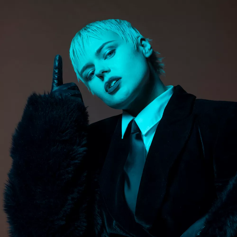 God Is A Woman - Rein