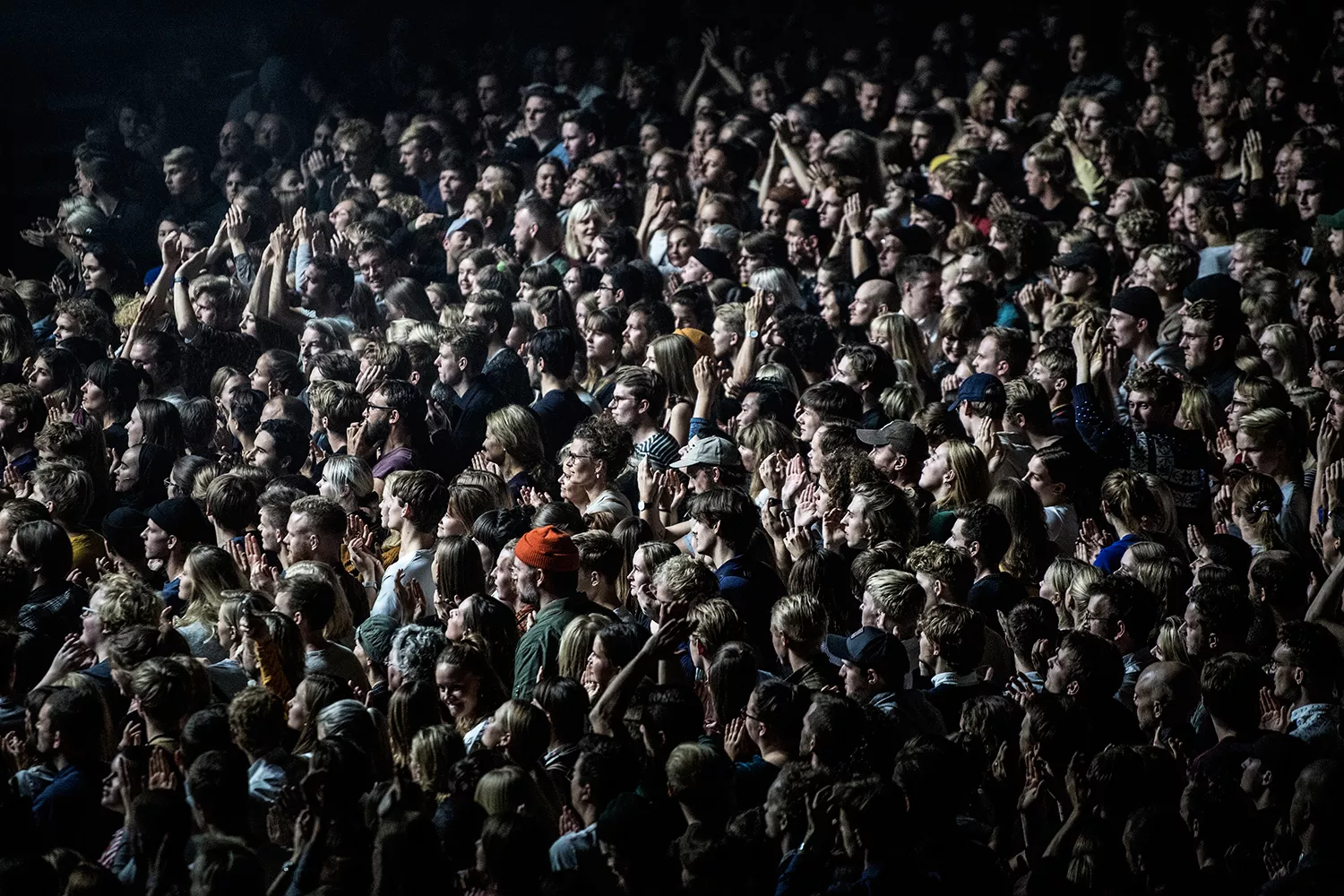 1500 personer deltog i corona-eksperiment-koncert