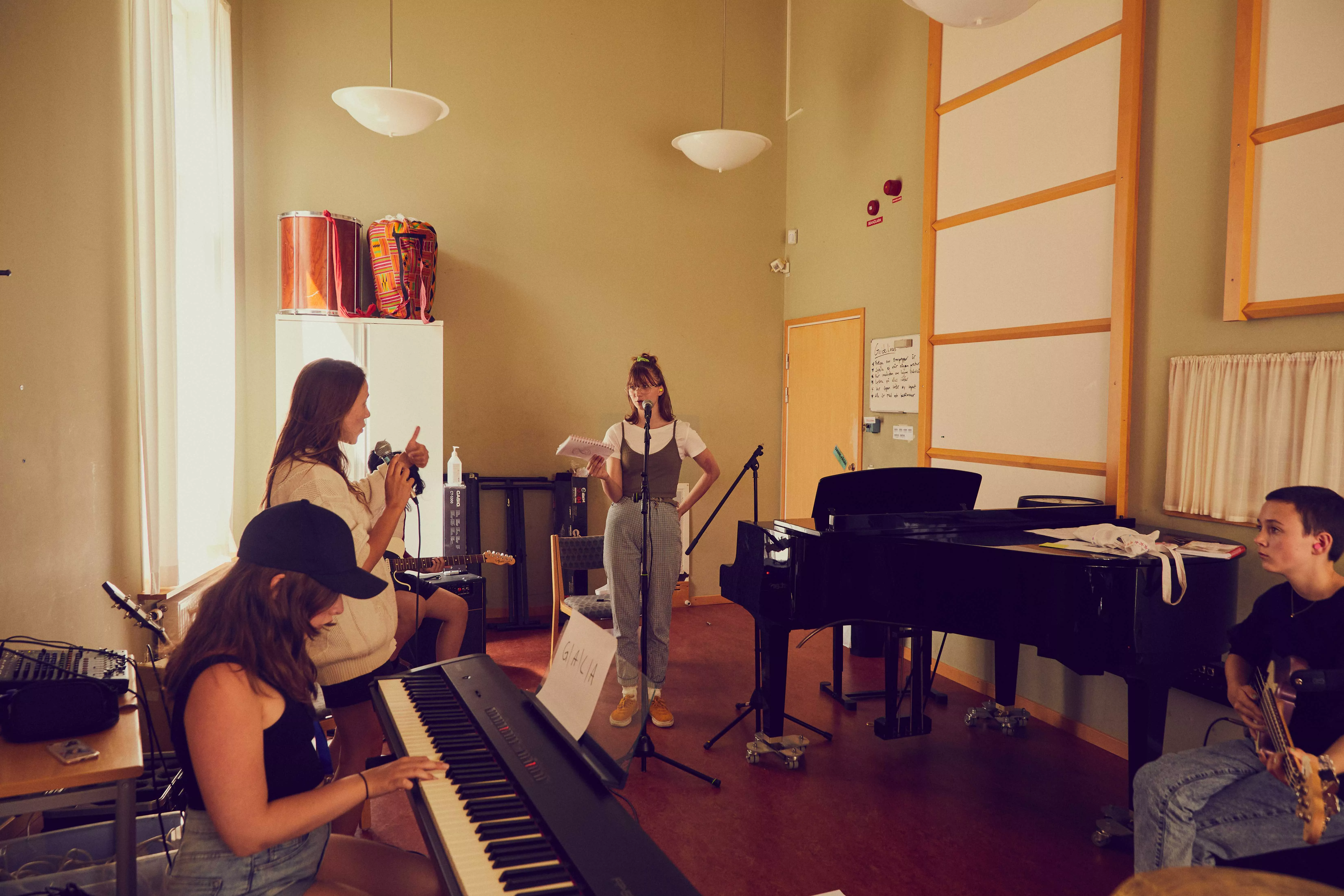 Popkollo tillbaka med turné i Sverige