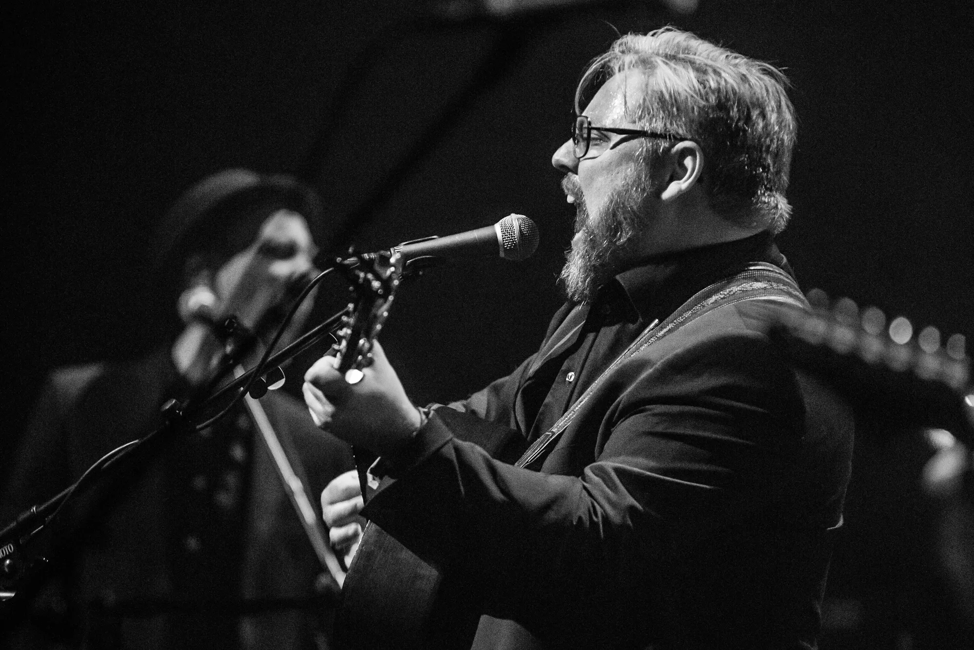 Saybia-forsanger fortolker Bertolt Brecht