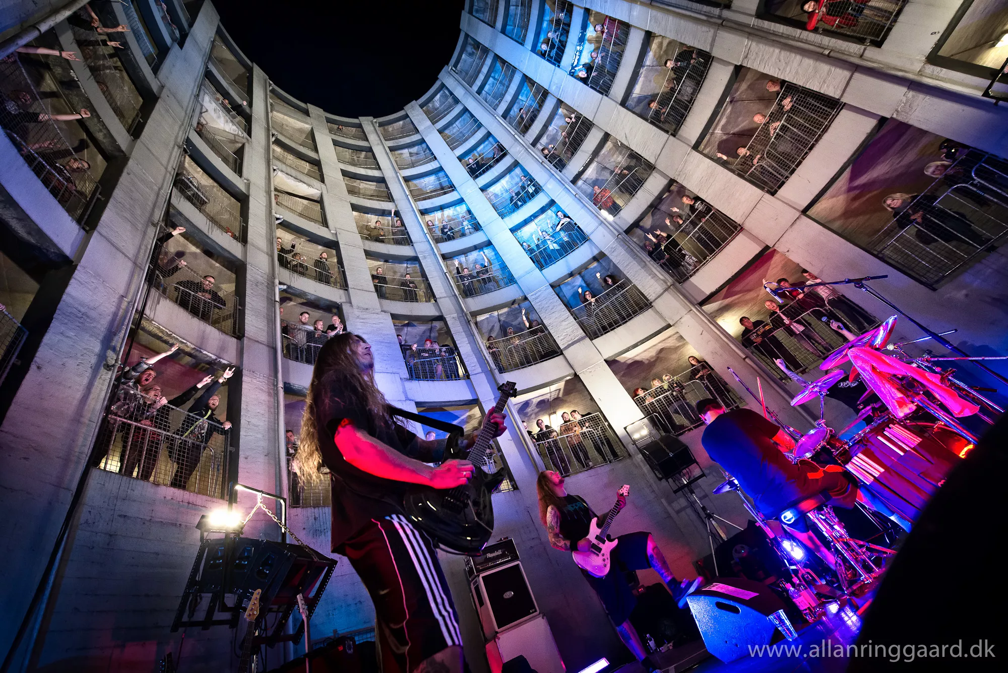 Fotoserie: Hatesphere live i Sallings parkerings&shy;kælder