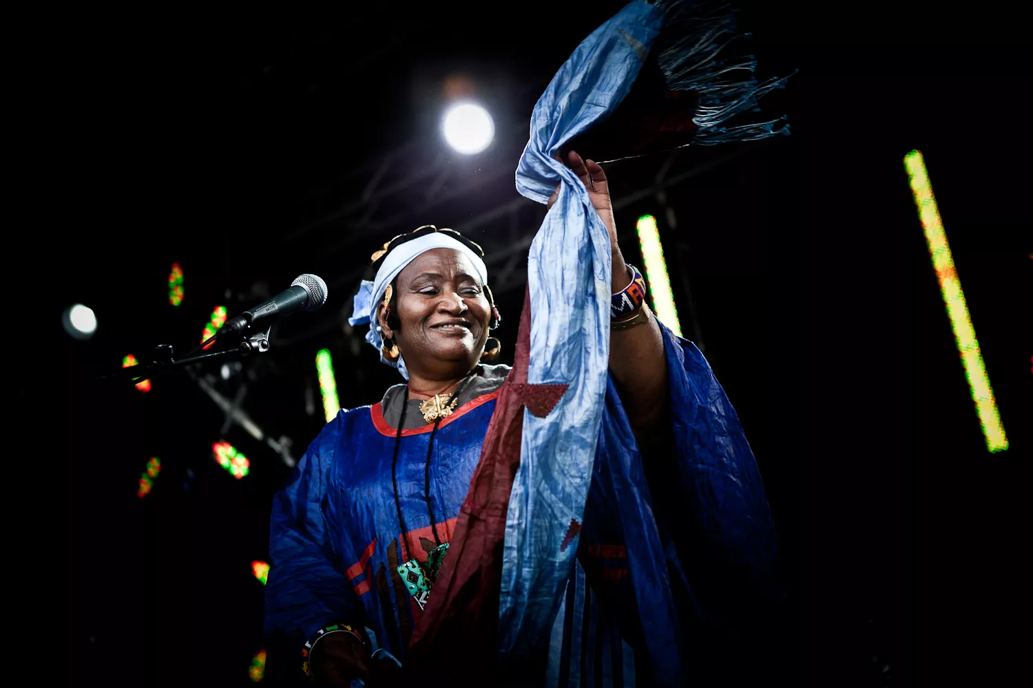 Khaira Arby aflyser Atlas-koncert