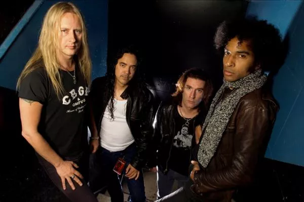 Alice In Chains færdiggør nyt album