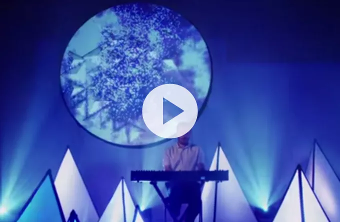 Se Vega-aktuelle McMorrows flotte lysshow