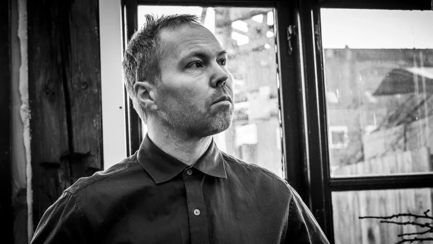 Den danske reggaesanger Philip K udsender ny single 