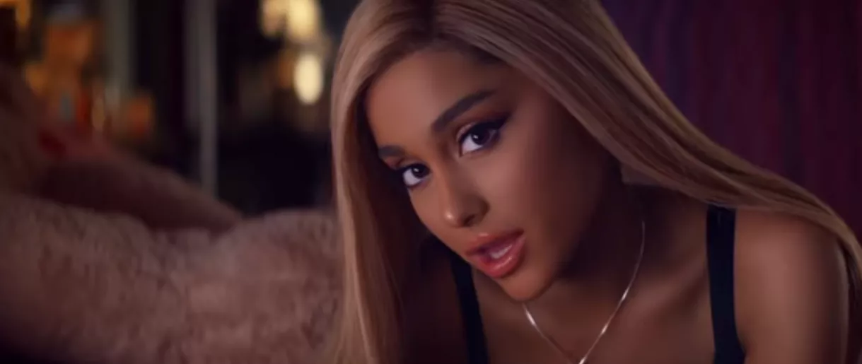 Ariana Grandes "Thank U, Next-"video er spækket med filmreferencer og stjerner