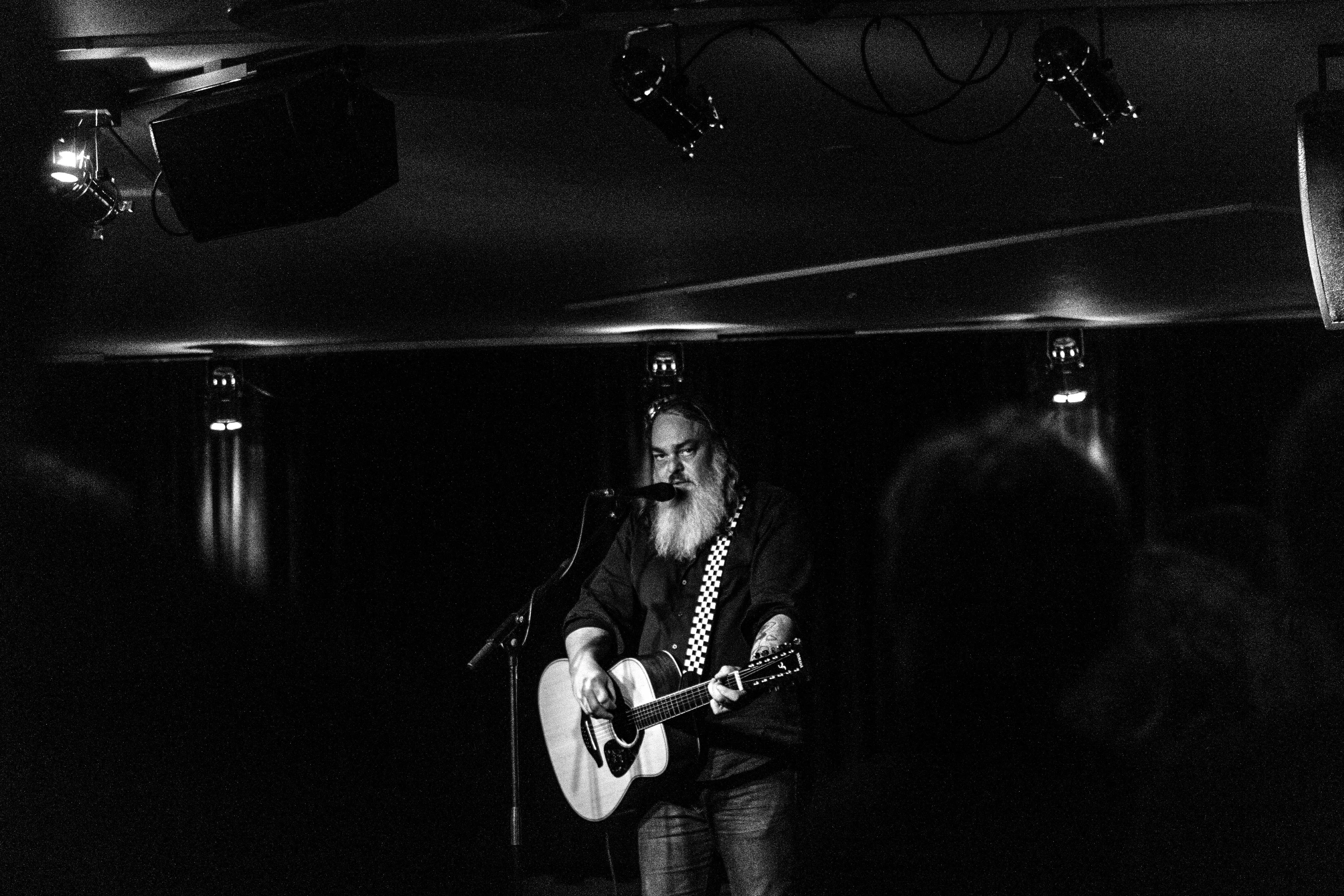 Uffe Lorenzen tager på turné med rejsekortet i hånden