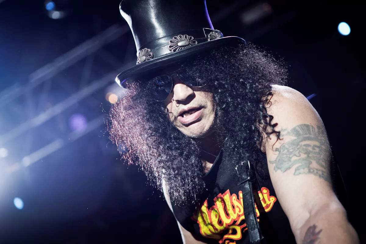 Slash avlyser konserter - 25 år gammel stedatter død