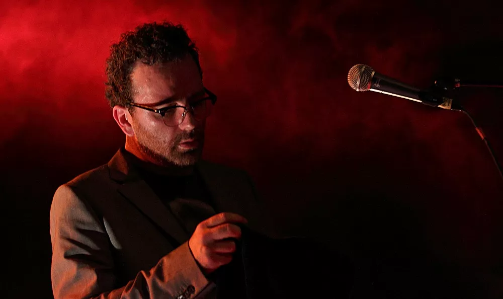 Mikael Simpson udgiver opsamling