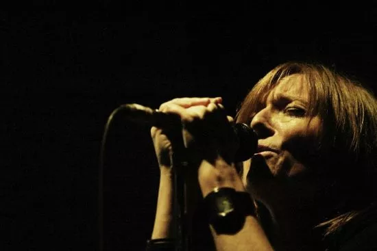 Portishead laver ny sang til Amnesty