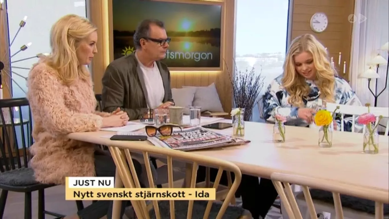 Efter ostbågebranden – här får Jenny Strömstedt bästa presenten