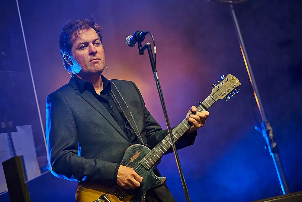 Impresarioen vidste, hvor syg Larsen var – bandet gjorde ikke