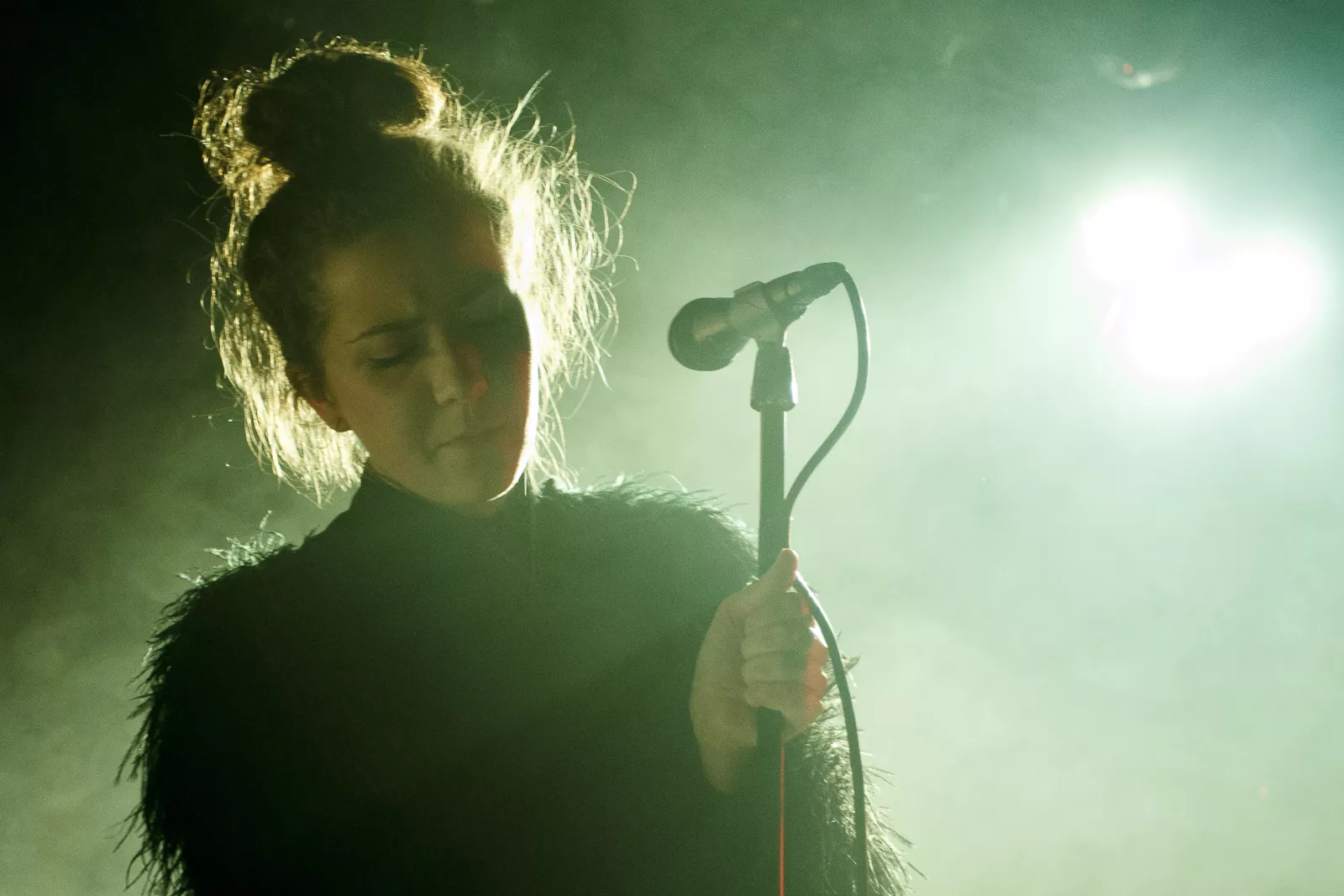 Videopremiere: Emilie Nicolas - Grown Up