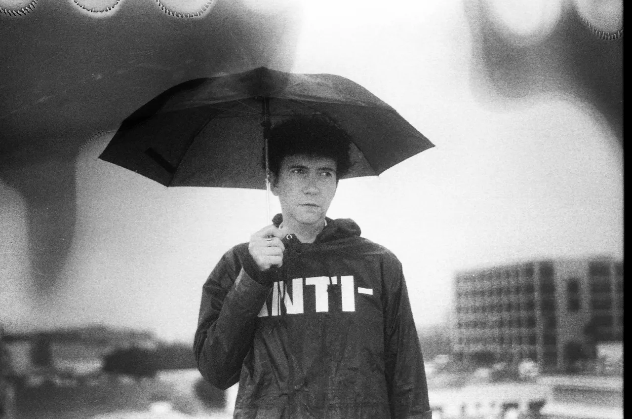 PREMIERE: Sune Rose ude med storladen solosingle