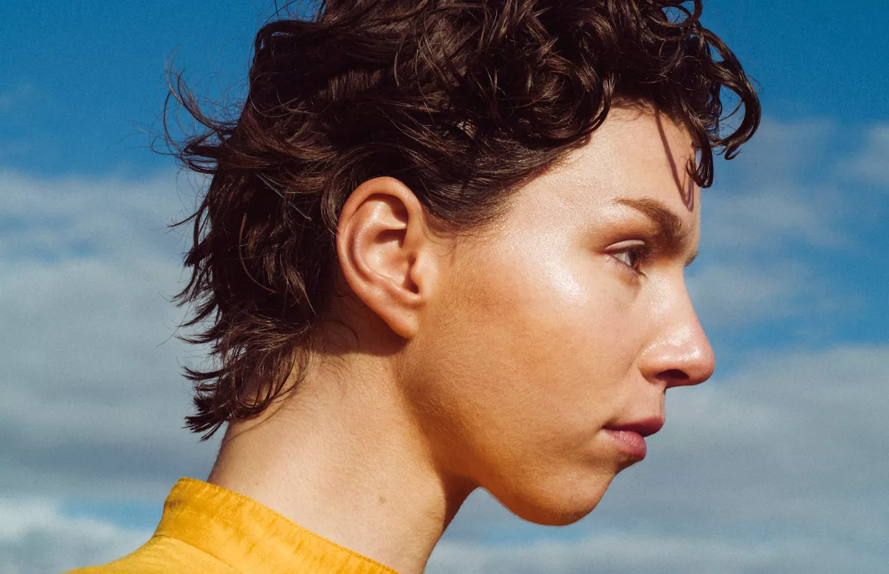 Lucky Lo udgiver ny single om klimaet – debutalbum på vej