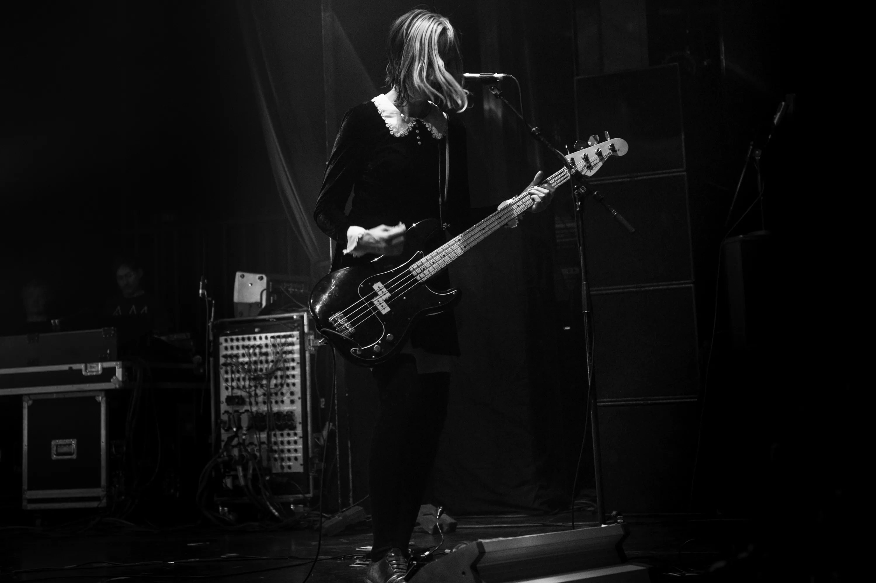 Pixies fyrer bassist efter fem måneder